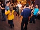 Seară de dans în Blondy's Art Café