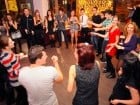 Seară de dans în Blondy's Art Café