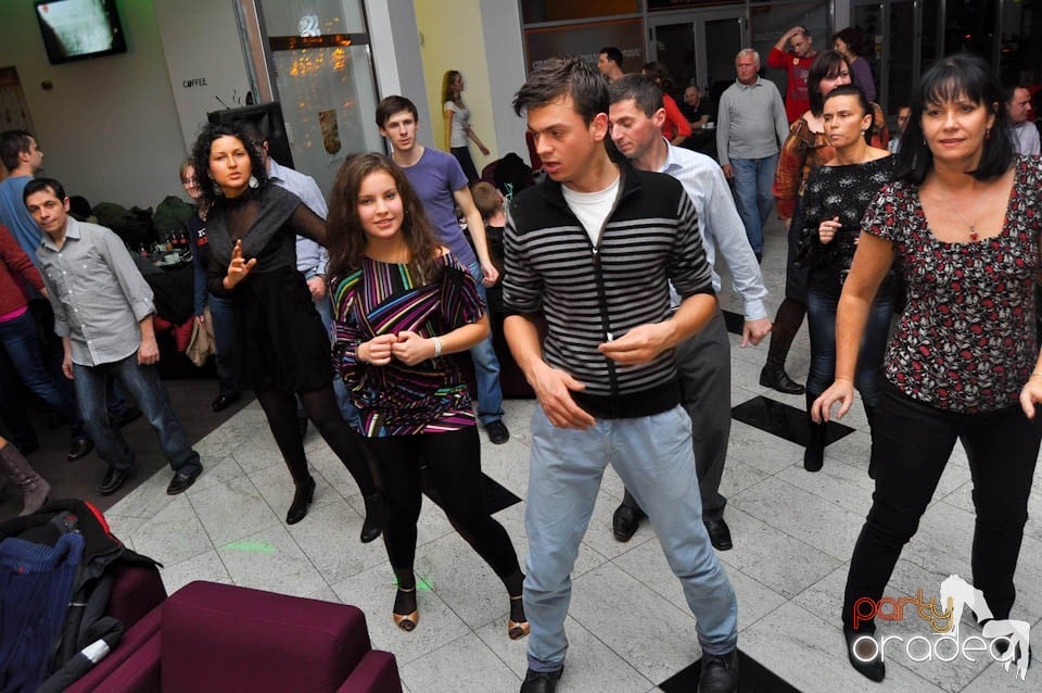 Seară de dans în Blondy's, 