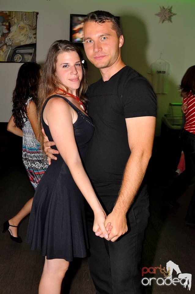 Seară de dans în Blondy's, 