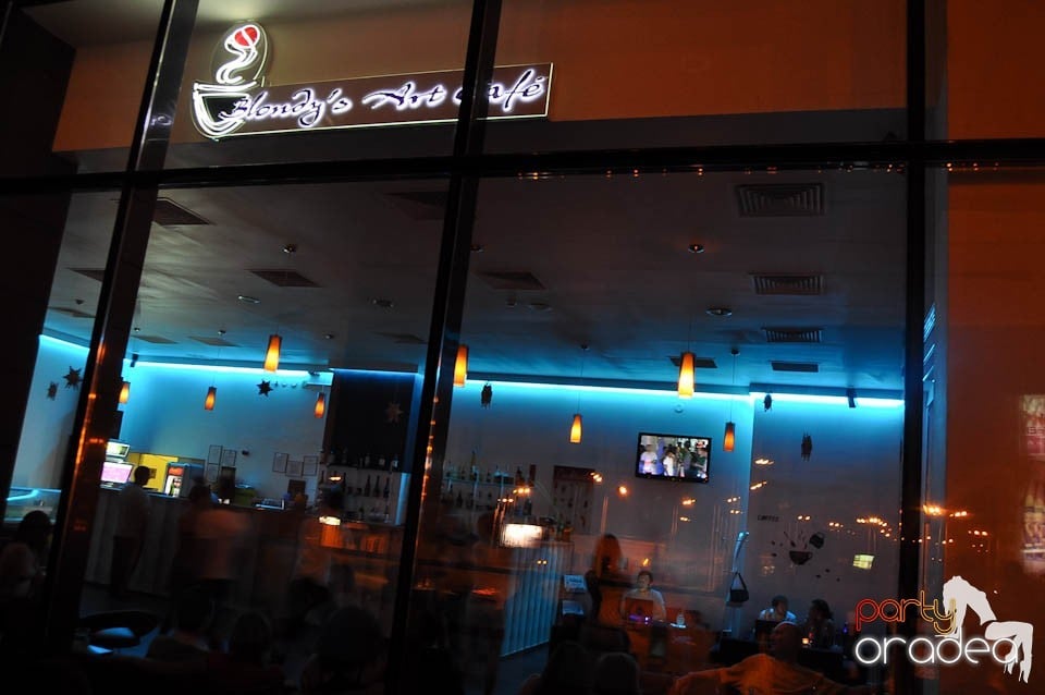 Seară de dans în Blondy's, 