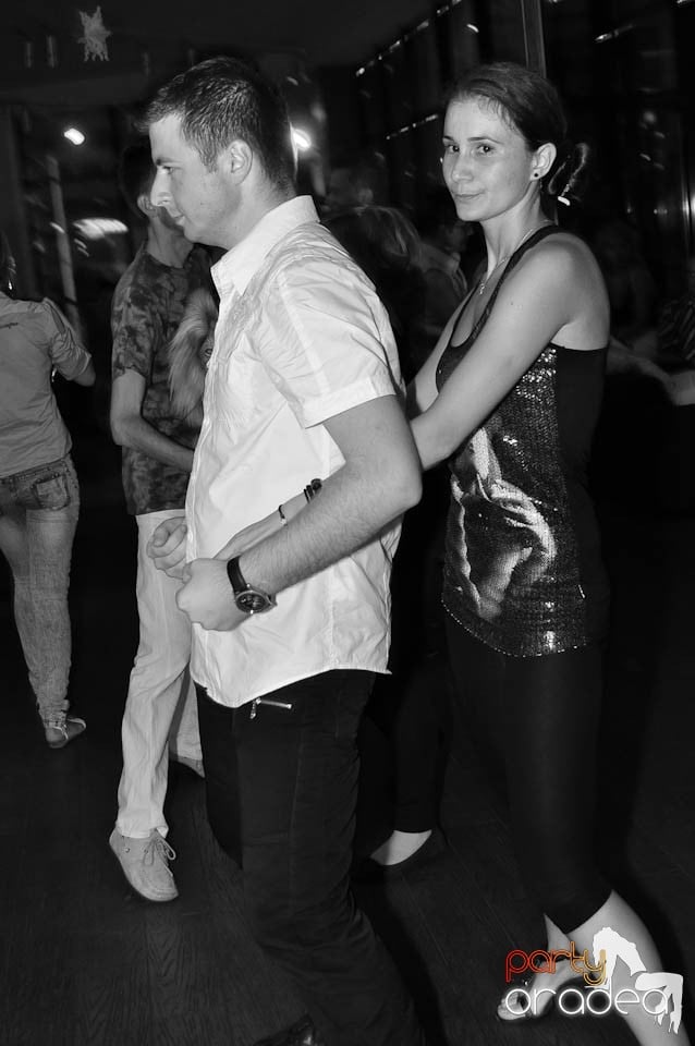 Seară de dans în Blondy's, 