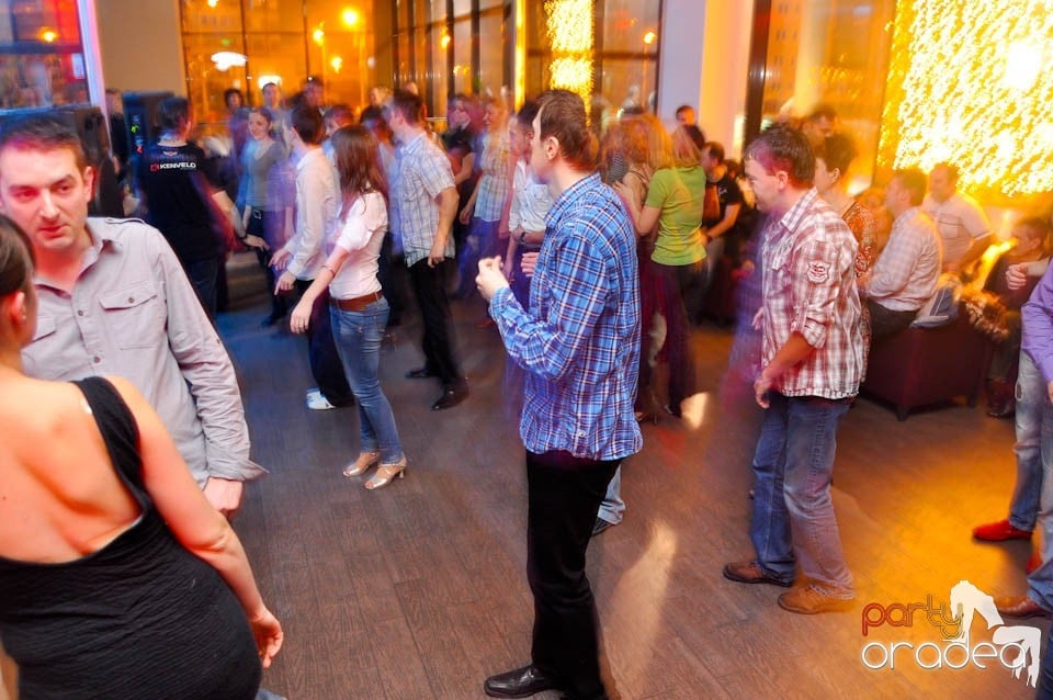 Seară de dans în Blondy's, 