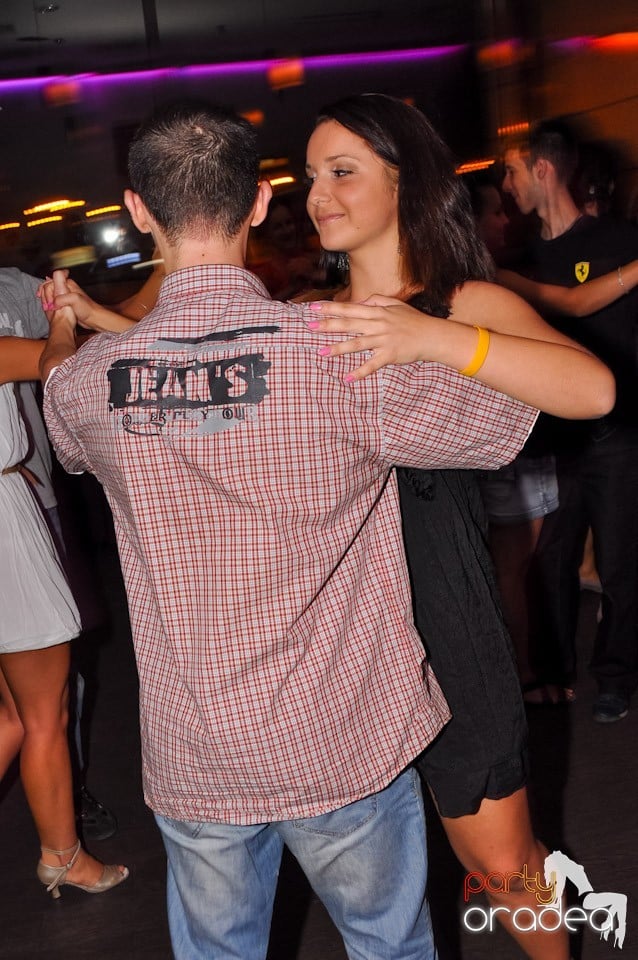 Seară de dans în Blondy's, 