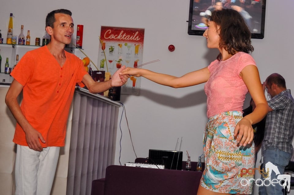 Seară de dans în Blondy's, 