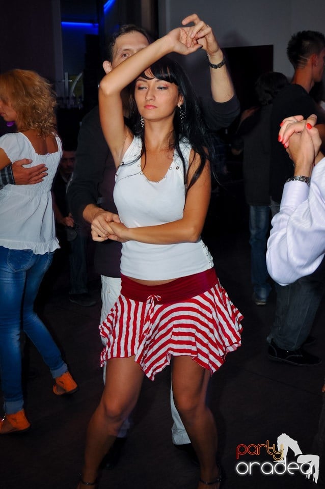 Seară de dans în Blondy's, 