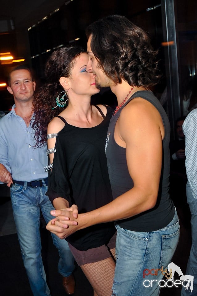 Seară de dans în Blondy's, 