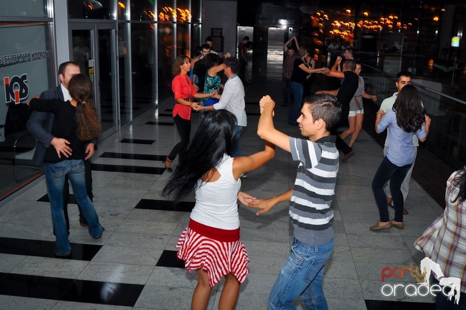 Seară de dans în Blondy's, 