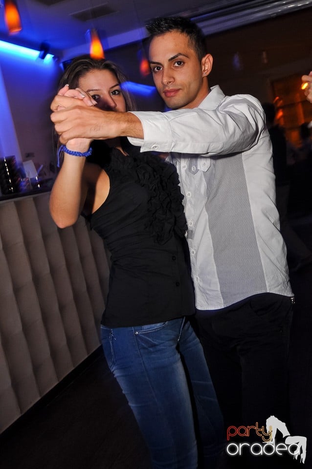 Seară de dans în Blondy's, 