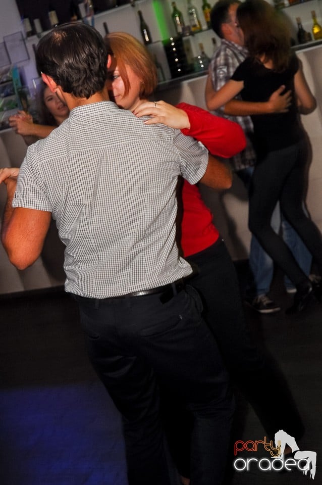 Seară de dans în Blondy's, 