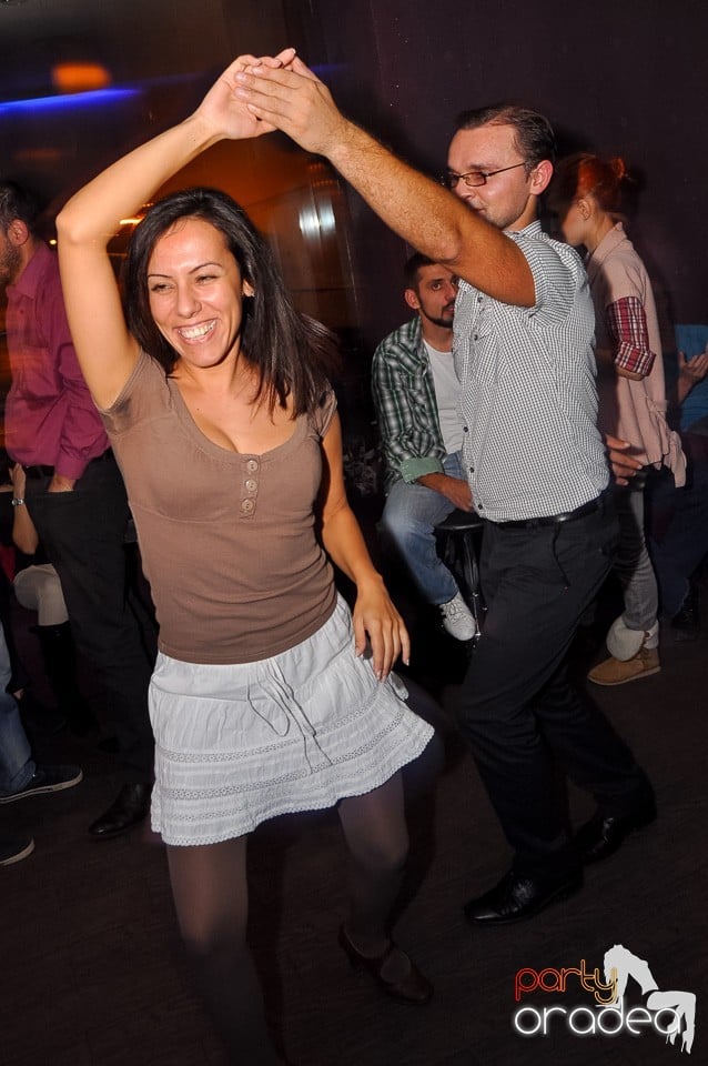 Seară de dans în Blondy's, 