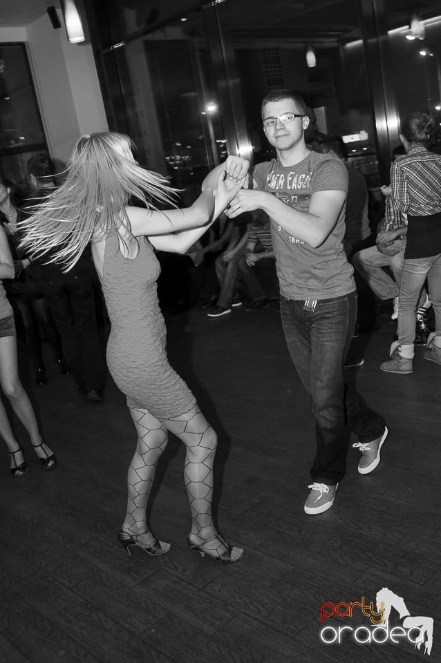 Seară de dans în Blondy's, 