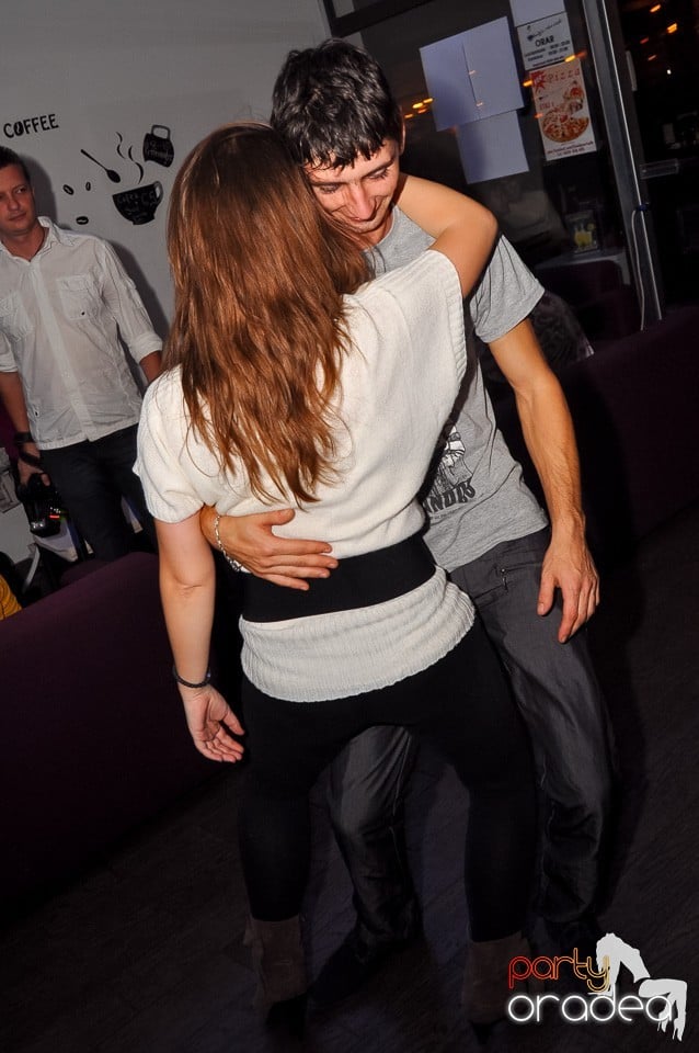 Seară de dans în Blondy's, 