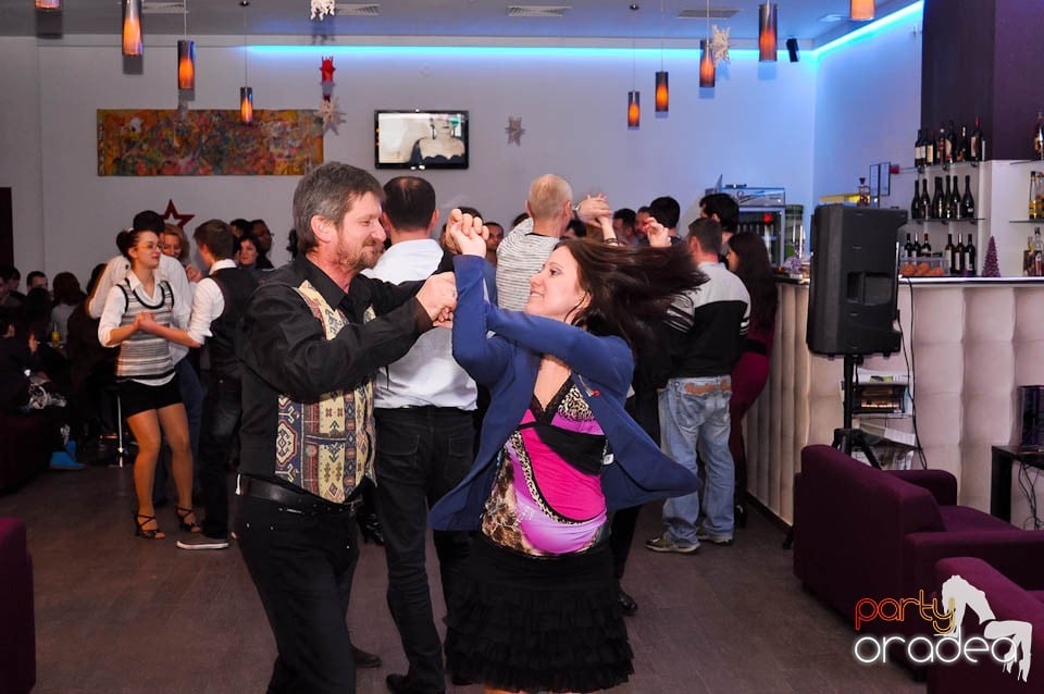 Seară de dans în Blondy's, 