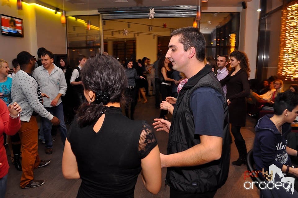 Seară de dans în Blondy's, 