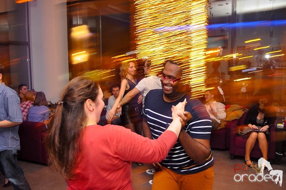 Seară de dans în Blondy's, 