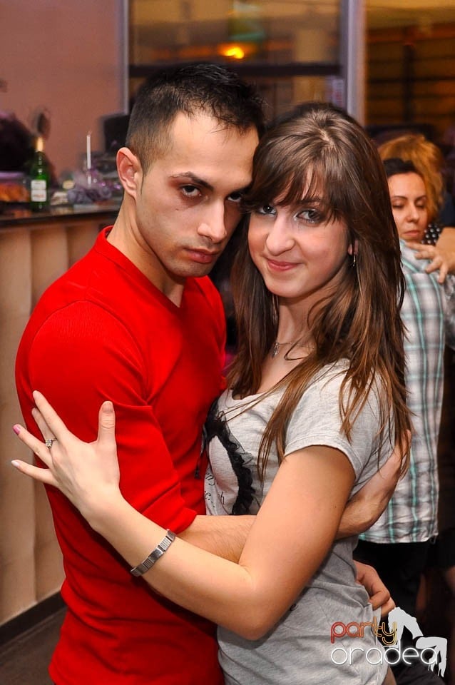 Seară de dans în Blondy's, 