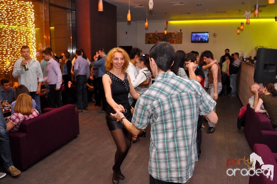 Seară de dans în Blondy's, 