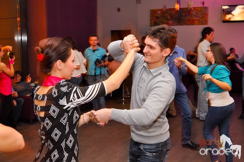 Seară de dans în Blondy's, 