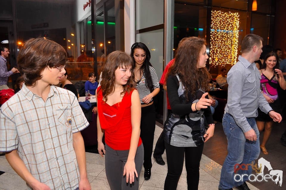 Seară de dans în Blondy's, 