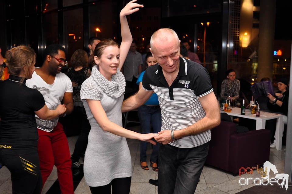 Seară de dans în Blondy's, 