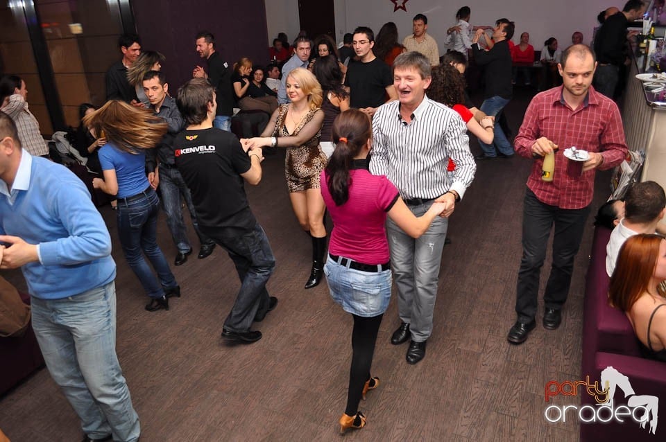 Seară de dans în Blondy's, 