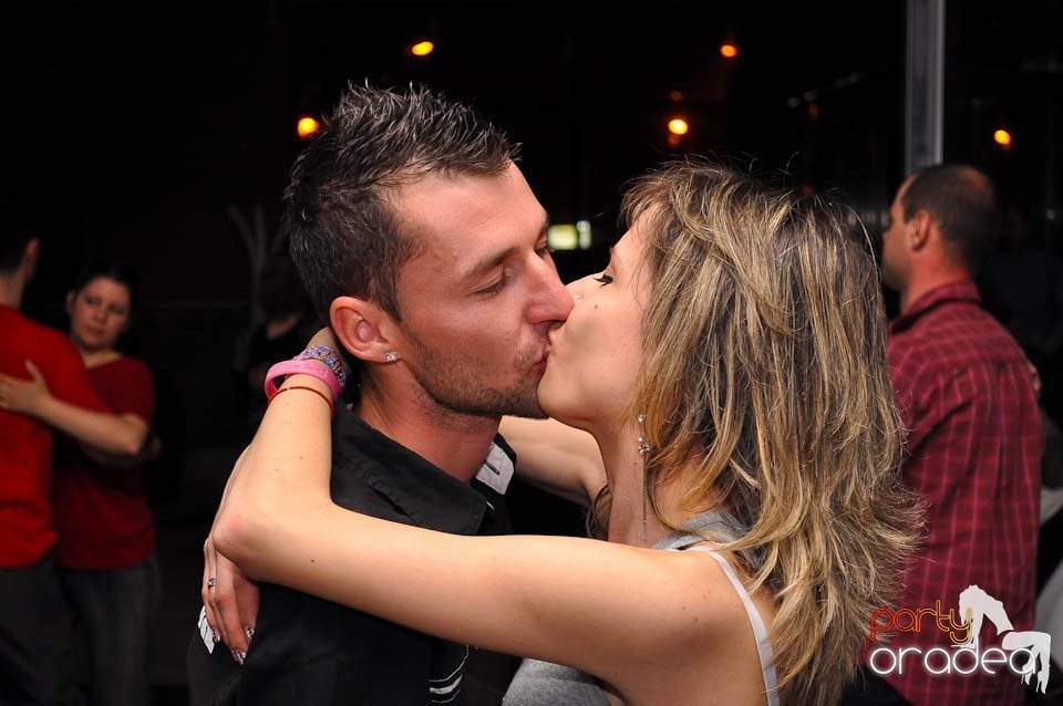 Seară de dans în Blondy's, 