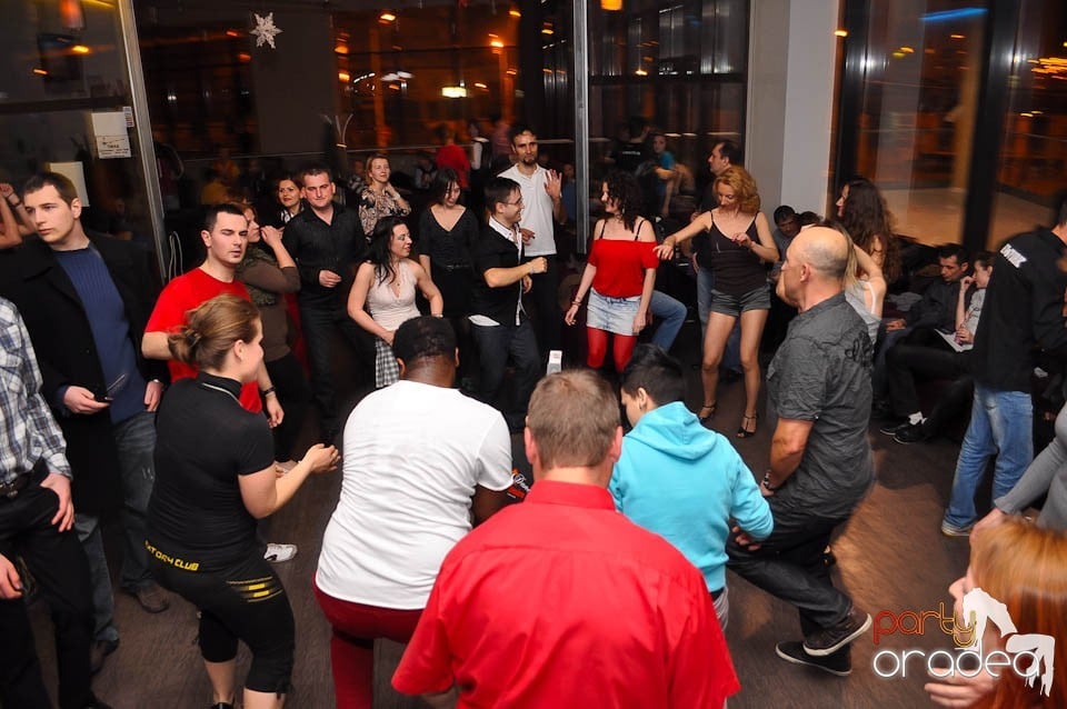 Seară de dans în Blondy's, 