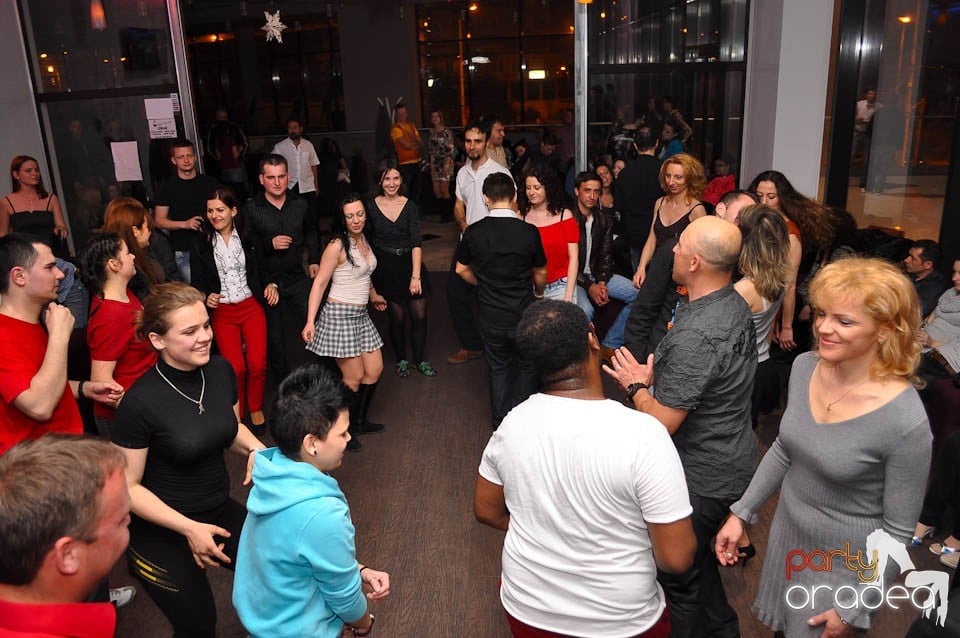 Seară de dans în Blondy's, 