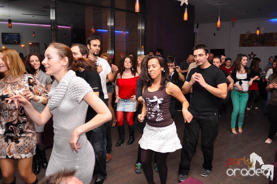 Seară de dans în Blondy's, 