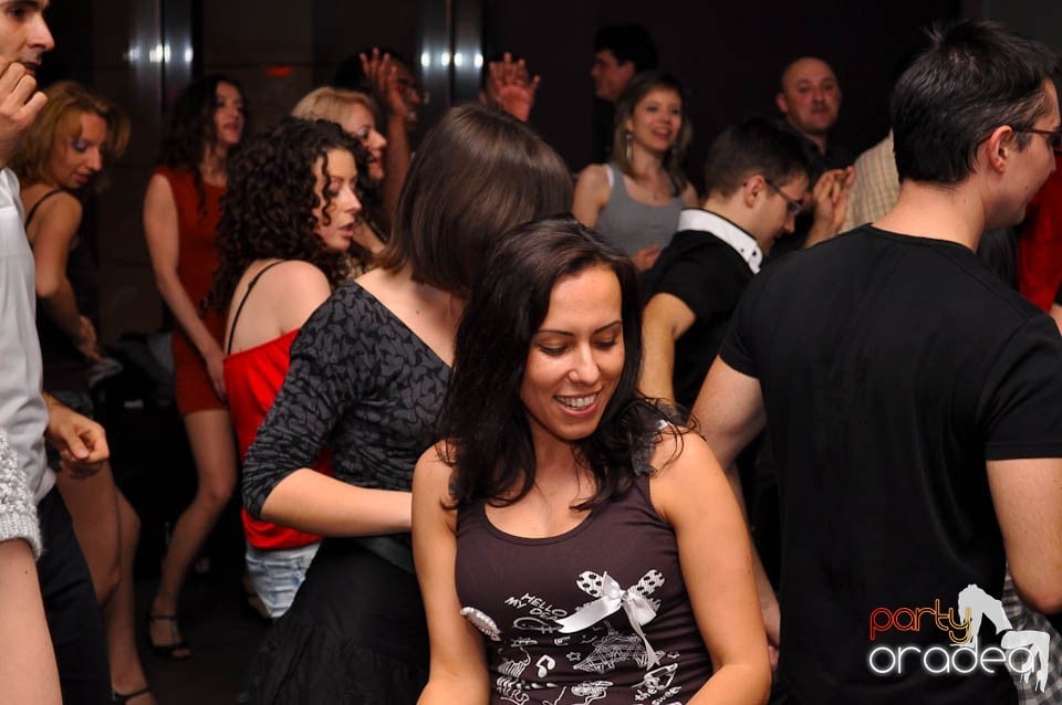 Seară de dans în Blondy's, 