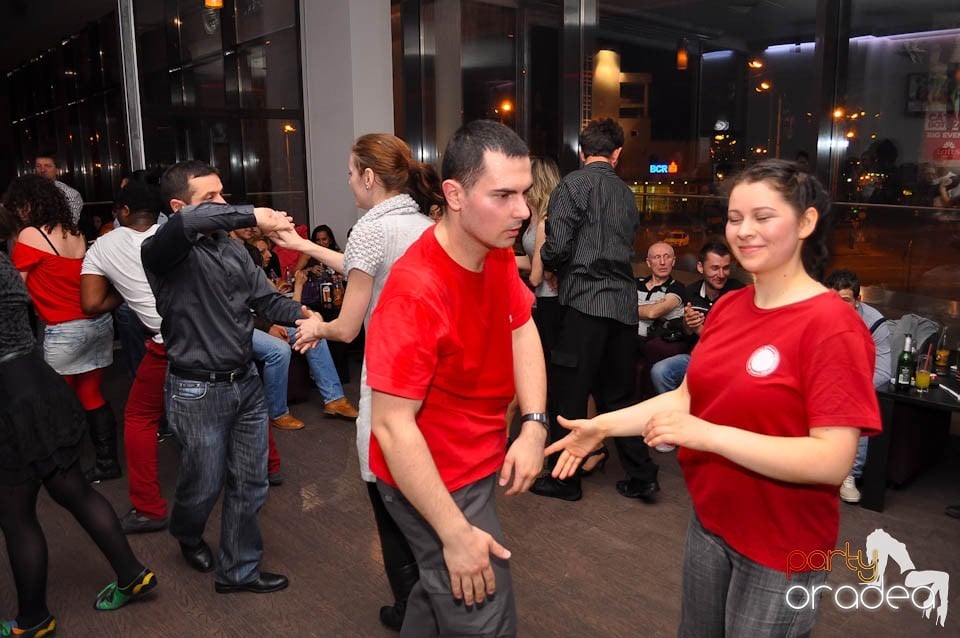 Seară de dans în Blondy's, 