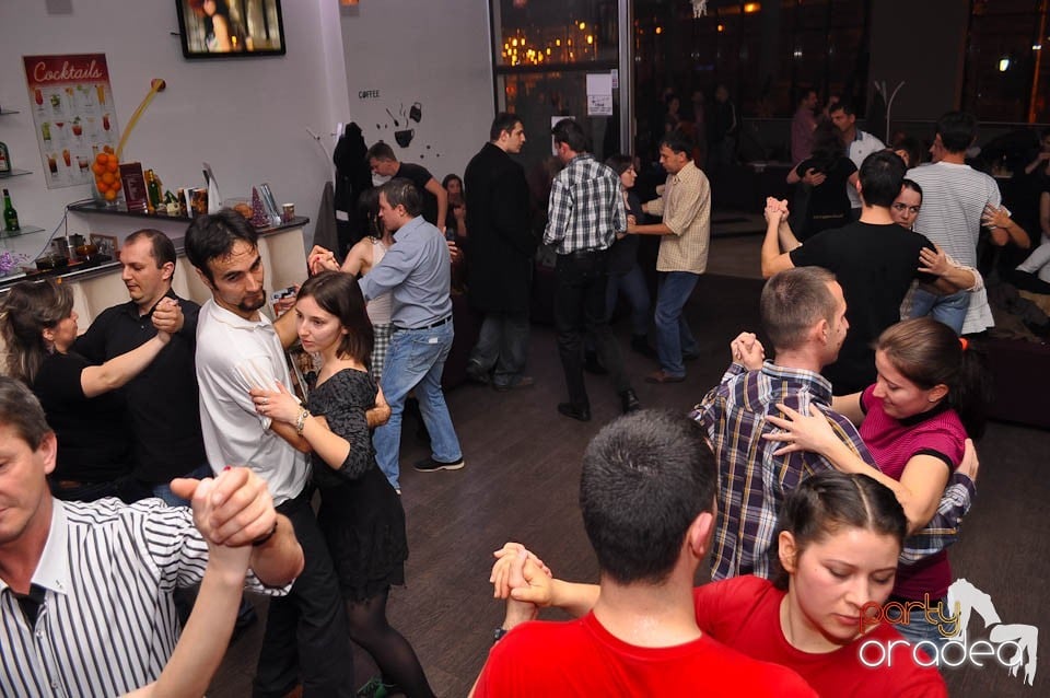 Seară de dans în Blondy's, 