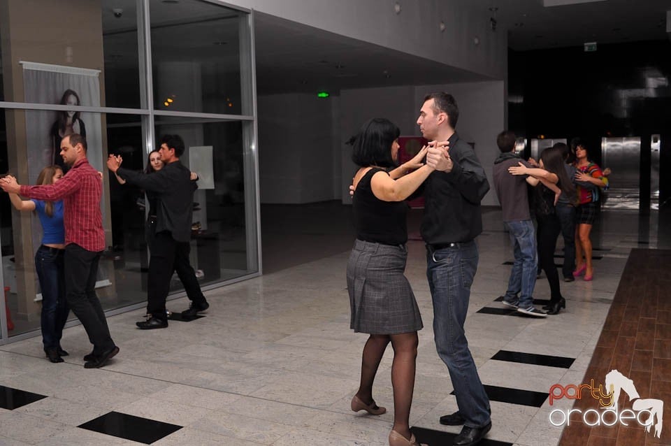 Seară de dans în Blondy's, 