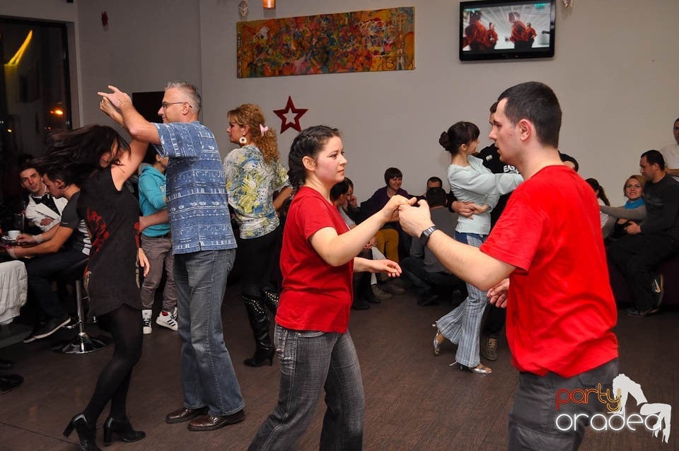 Seară de dans în Blondy's, 