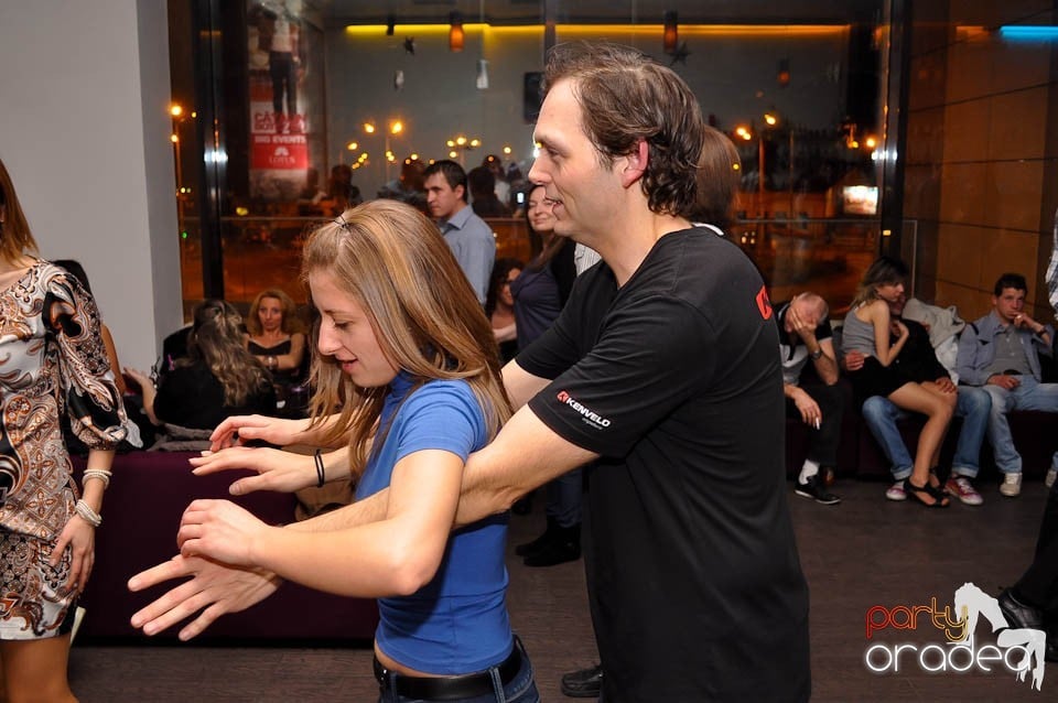 Seară de dans în Blondy's, 