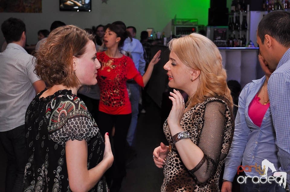 Seară de dans în Blondy's, 