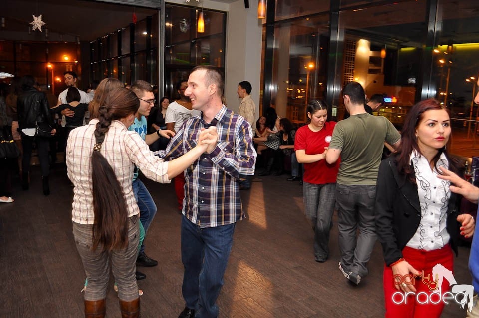 Seară de dans în Blondy's, 