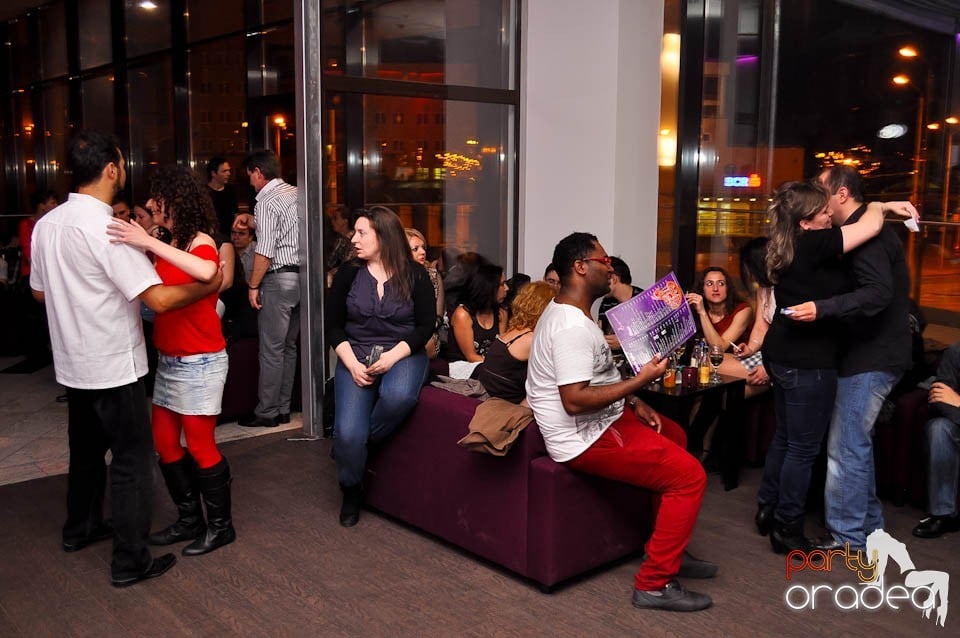 Seară de dans în Blondy's, 