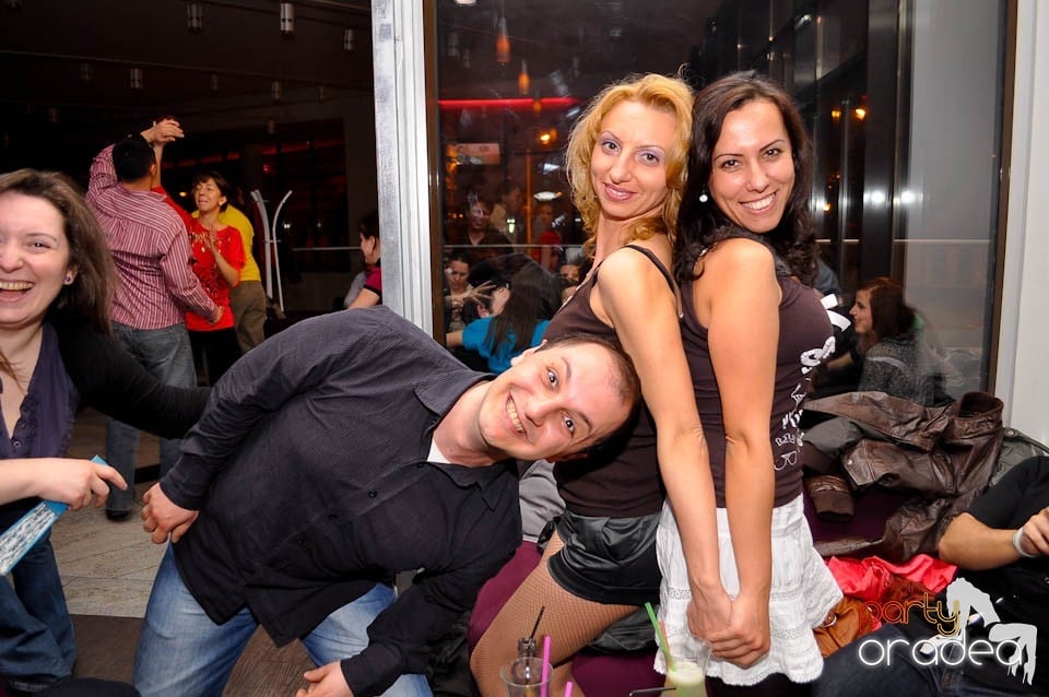 Seară de dans în Blondy's, 