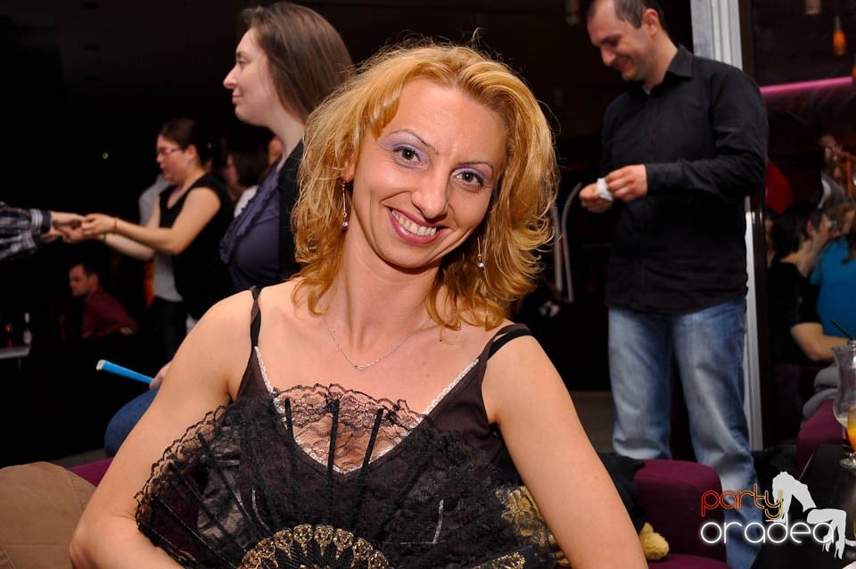 Seară de dans în Blondy's, 