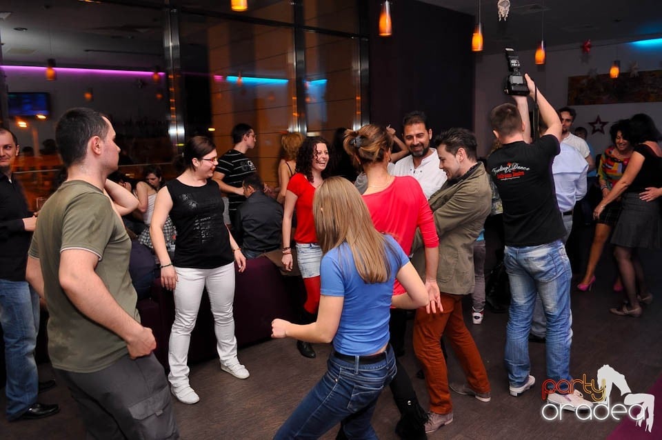 Seară de dans în Blondy's, 