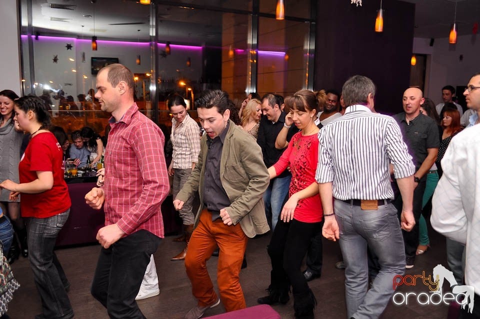 Seară de dans în Blondy's, 