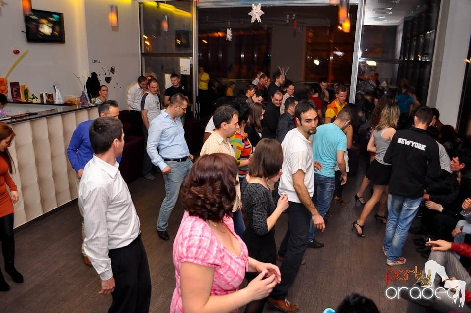 Seară de dans în Blondy's, 