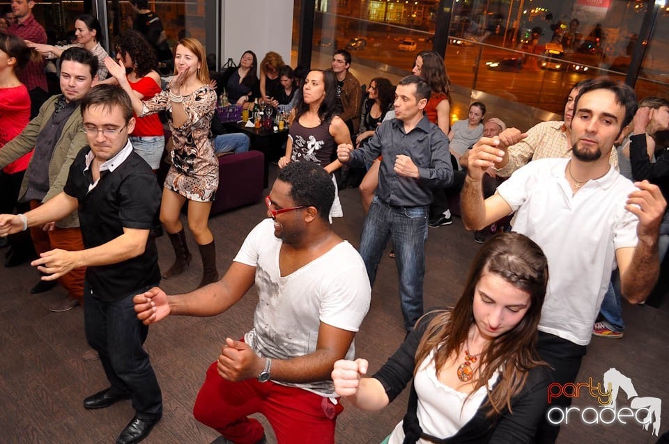 Seară de dans în Blondy's, 