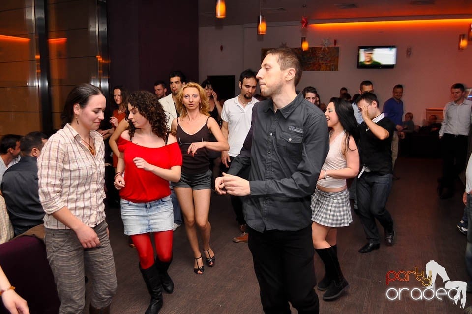 Seară de dans în Blondy's, 