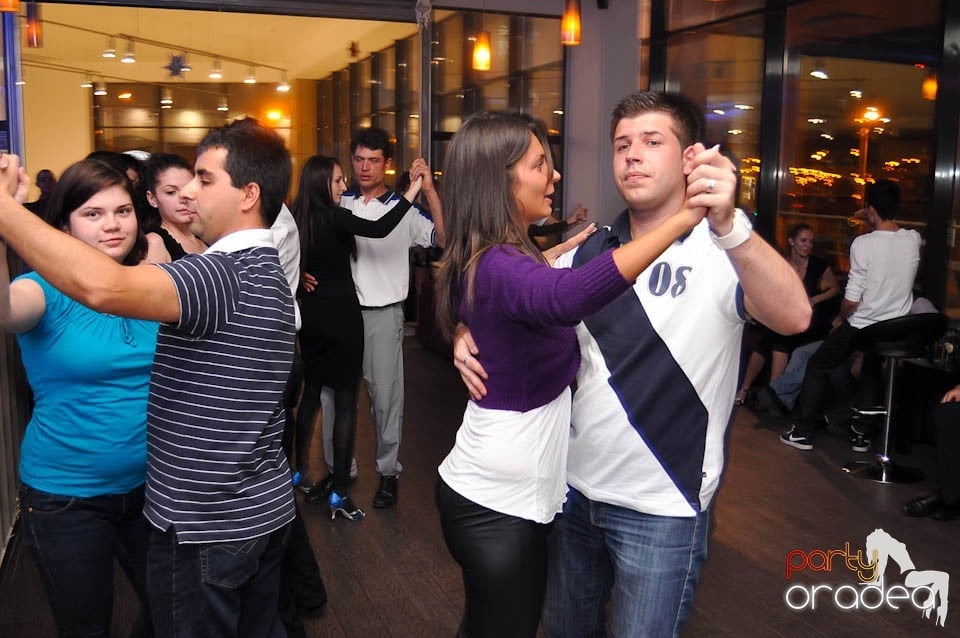 Seară de dans în Blondy's, 