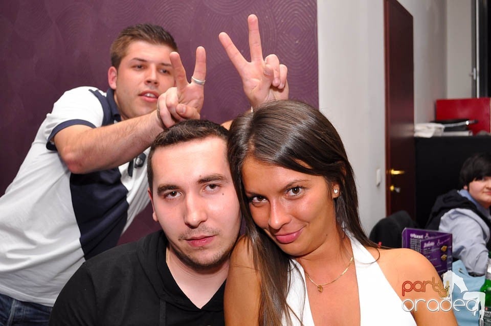 Seară de dans în Blondy's, 