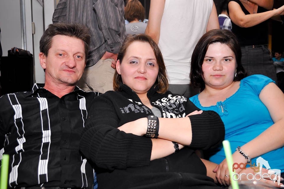 Seară de dans în Blondy's, 