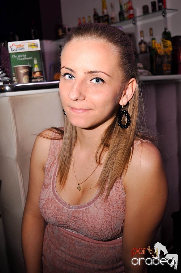 Seară de dans în Blondy's, 